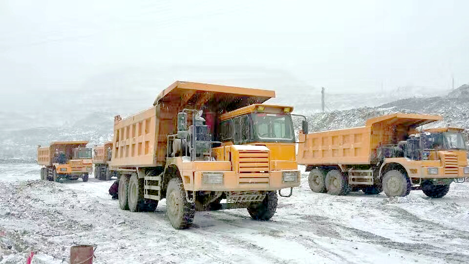 深圳龙视数码矿山采矿系统远程无人采矿车1