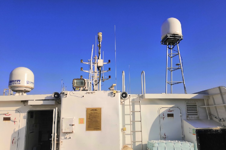 船载动中通微波通讯应用于海事监管和通航指挥